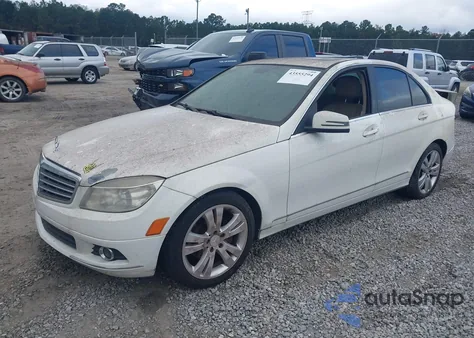 2010 Mercedes-Benz C 300 Luxury 4Matic from USA, damaged, VIN WDDGF8BB2AF448044